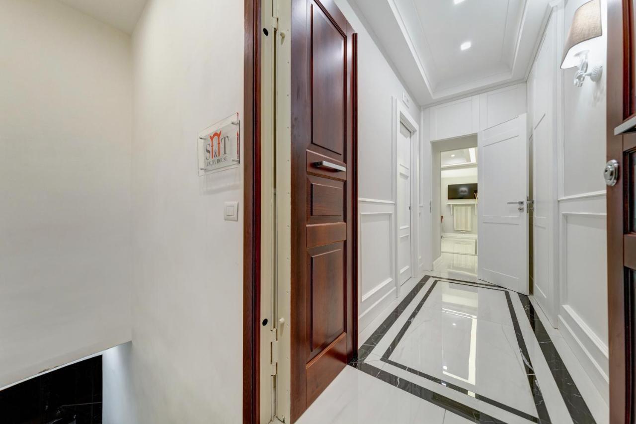 Apartamento S&T Luxury House In Plebiscito Square Nápoles Exterior foto